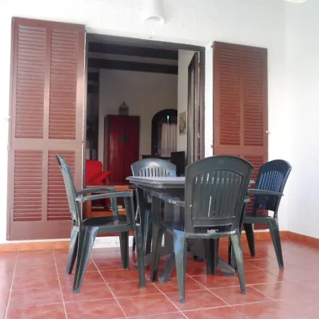 Dom wakacyjny Nachetes 1 *